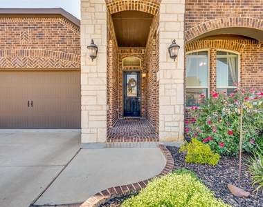 3520 Helm Lane - Photo Thumbnail 3