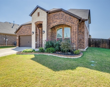 3520 Helm Lane - Photo Thumbnail 6