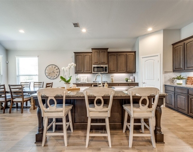 3520 Helm Lane - Photo Thumbnail 11