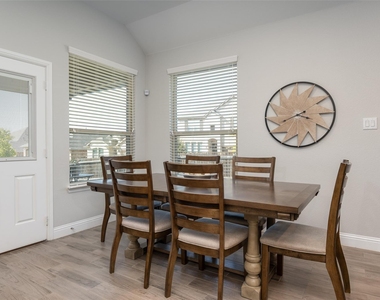 3520 Helm Lane - Photo Thumbnail 25