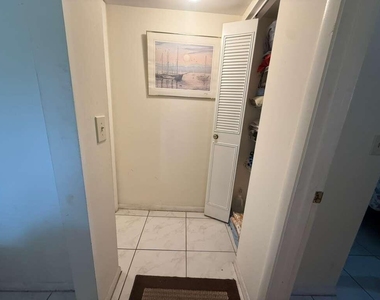 213 Pine Hov Circle - Photo Thumbnail 2
