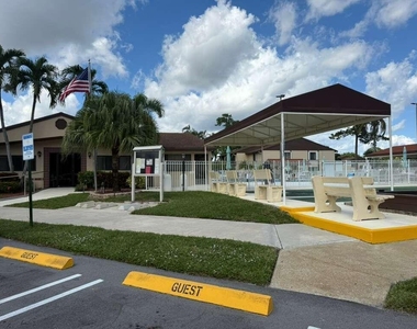 213 Pine Hov Circle - Photo Thumbnail 21