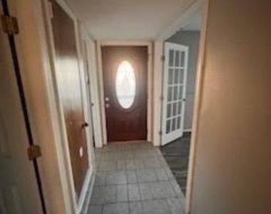 3506 Shady Valley Drive - Photo Thumbnail 4