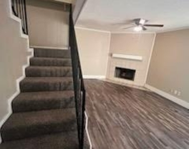 3506 Shady Valley Drive - Photo Thumbnail 3