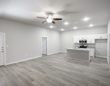2727 Roman Lane - Photo Thumbnail 6