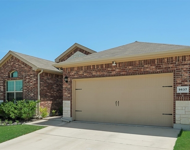 9637 Cherryville Road - Photo Thumbnail 3
