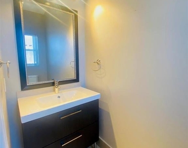 791 Nw 42nd Place - Photo Thumbnail 14