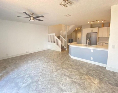 791 Nw 42nd Place - Photo Thumbnail 10