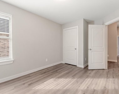 2635 Baron Avenue - Photo Thumbnail 22