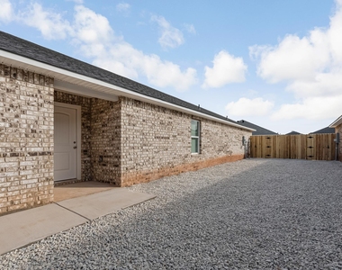 2635 Baron Avenue - Photo Thumbnail 2