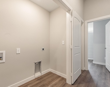 2635 Baron Avenue - Photo Thumbnail 24