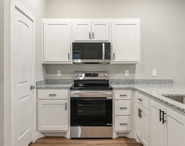 2635 Baron Avenue - Photo Thumbnail 5