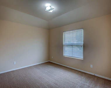6300 Leaping Fawn Drive - Photo Thumbnail 32