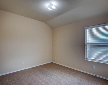 6300 Leaping Fawn Drive - Photo Thumbnail 26