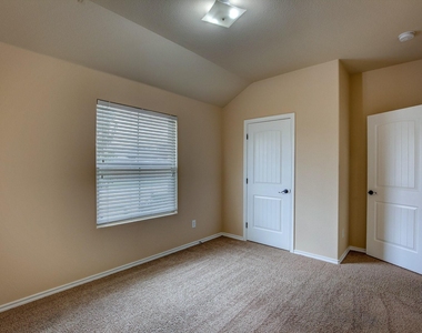 6300 Leaping Fawn Drive - Photo Thumbnail 35