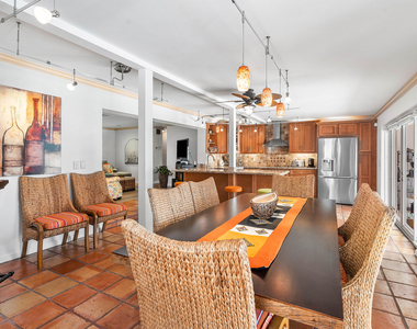 2330 Ne 48th Street Ne - Photo Thumbnail 11