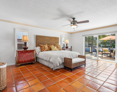 2330 Ne 48th Street Ne - Photo Thumbnail 13