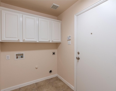3708 Marble Lane - Photo Thumbnail 31