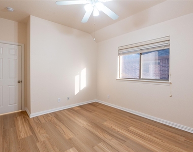 3708 Marble Lane - Photo Thumbnail 26