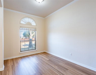 3708 Marble Lane - Photo Thumbnail 15