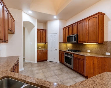 3708 Marble Lane - Photo Thumbnail 9