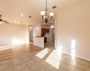 3708 Marble Lane - Photo Thumbnail 10