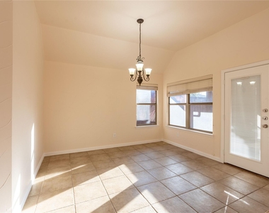 3708 Marble Lane - Photo Thumbnail 14