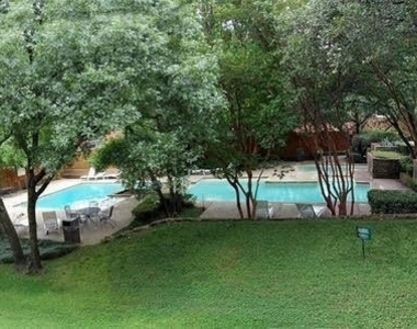 8601 Park Lane - Photo Thumbnail 19