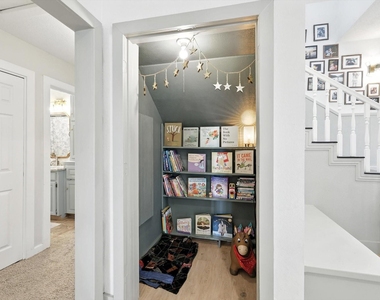 185 Quail Run Court - Photo Thumbnail 15