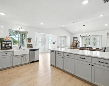 185 Quail Run Court - Photo Thumbnail 12