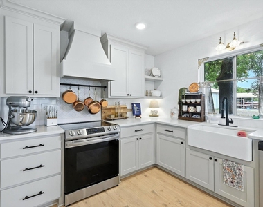 185 Quail Run Court - Photo Thumbnail 11