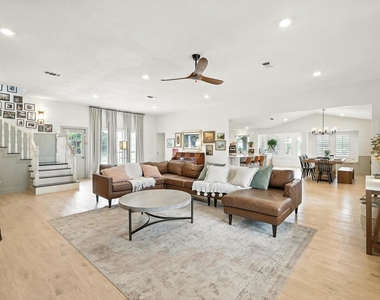 185 Quail Run Court - Photo Thumbnail 17