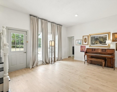185 Quail Run Court - Photo Thumbnail 14