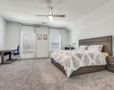 8833 Phoebe Road - Photo Thumbnail 8