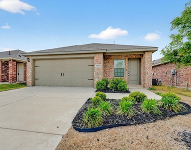 2108 Bailer Way - Photo Thumbnail 2