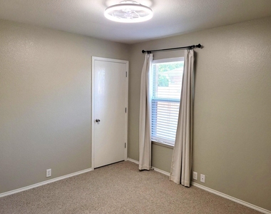 1434 Pintail Drive - Photo Thumbnail 13