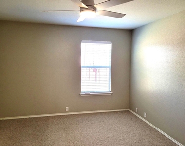 1434 Pintail Drive - Photo Thumbnail 12