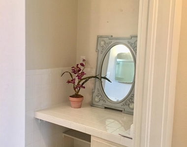 2545 Rogers Avenue - Photo Thumbnail 15