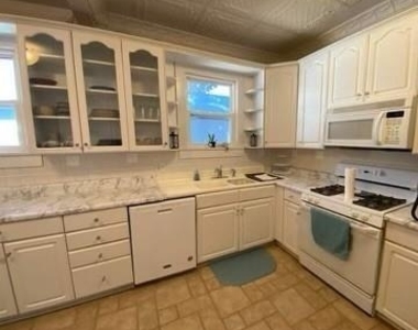 2545 Rogers Avenue - Photo Thumbnail 10