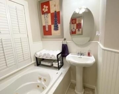 2545 Rogers Avenue - Photo Thumbnail 20