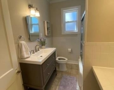 2545 Rogers Avenue - Photo Thumbnail 14