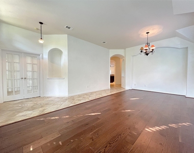 4120 Colina Avenue - Photo Thumbnail 2