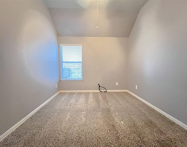 4120 Colina Avenue - Photo Thumbnail 13
