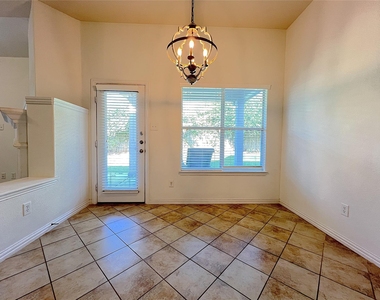 4120 Colina Avenue - Photo Thumbnail 4