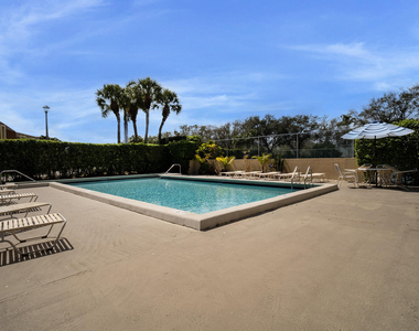 5390 Woodland Lakes Drive - Photo Thumbnail 21