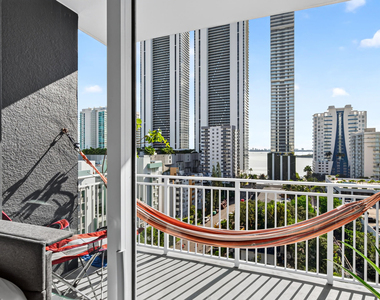 2275 Biscayne Boulevard - Photo Thumbnail 17