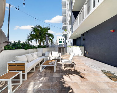 2275 Biscayne Boulevard - Photo Thumbnail 26