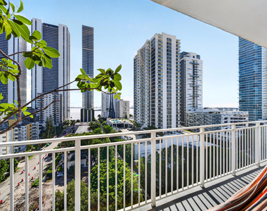 2275 Biscayne Boulevard - Photo Thumbnail 19