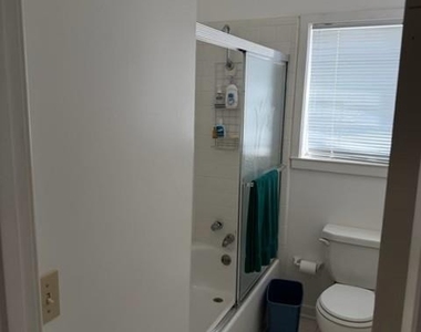 7000 Briar Road - Photo Thumbnail 17
