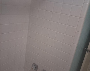 2206 Sexton Drive - Photo Thumbnail 16